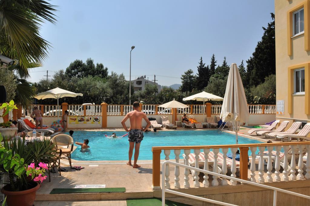 Irem Apart Hotel Marmaris Buitenkant foto